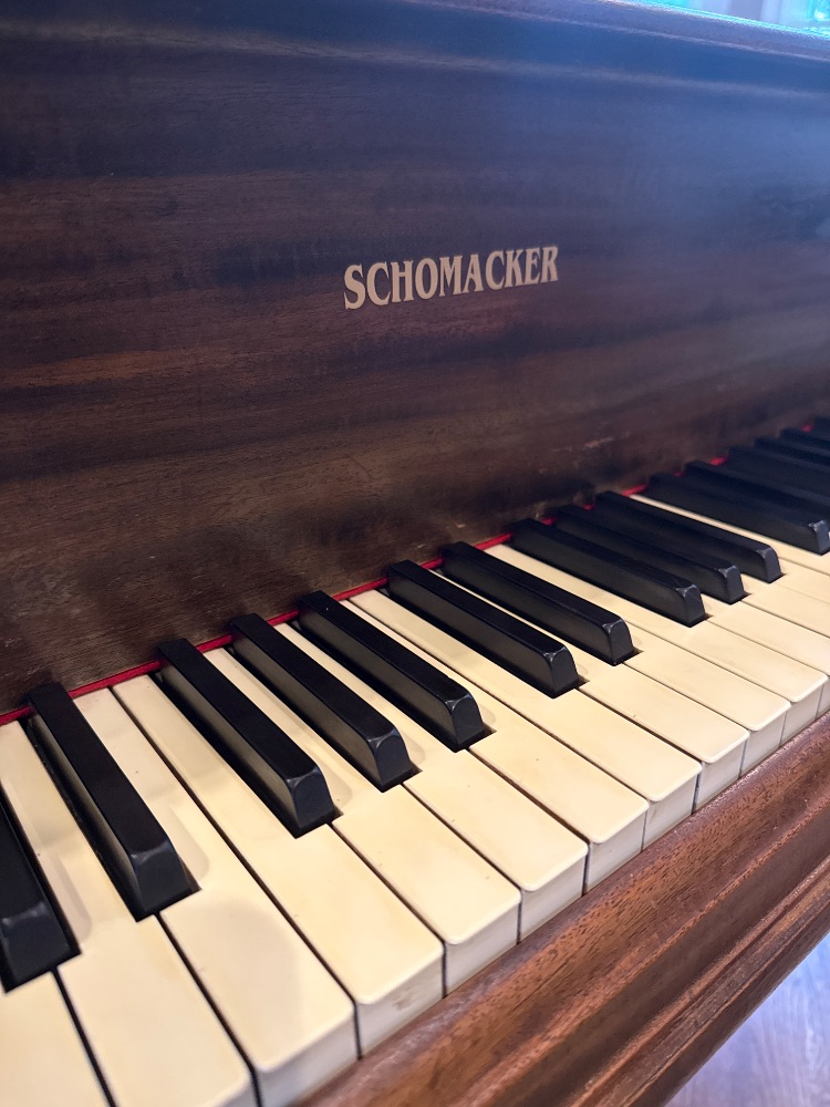 Schomacker case label and serial number tag